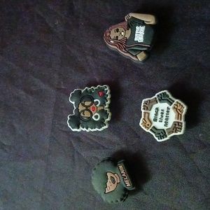 BLM croc accessory bundle of 4